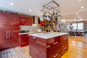 Penthouse Loft apartment with roof terrace Not for events or parties - Image 5