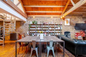 Penthouse Loft apartment with roof terrace Not for events or parties - Image 2