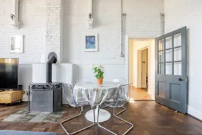 Luxury Victorian school with views of Harbour - Image 4