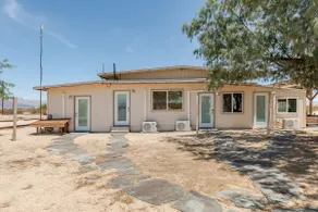 Tamarisk House 4bd/4ba w/ Yoga Room & Hot Springs - Image 2