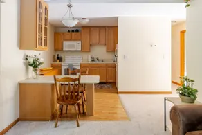 Chagrin Falls Private Suite - Image 4