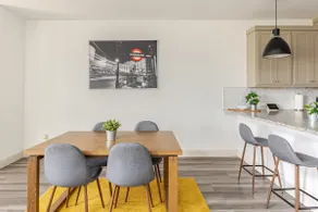 Stylish Living in Vibrant Frisco - Image 4