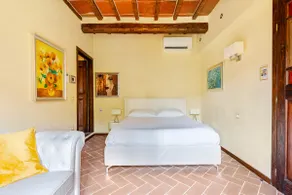 Artist’s house - Image 3