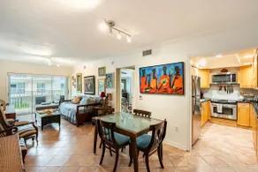 ONE BEDROOM KING-STEPS AWAY FROM THE BEACH - Image 2