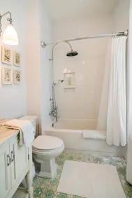 Walnut Street Guest House - Image 4