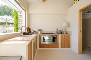 Le Petit Roucas with Garden - Image 4
