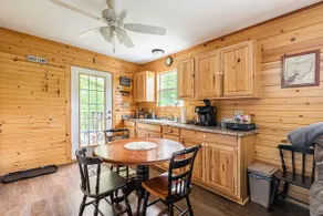 Sugar Shack Inn - Image 2