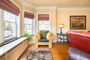 3BR KING/work desk/Garage parking/Families Welcome - Image 2