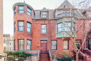 Large Modern Studio Apartment walk to White House - Image 2