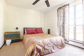 Nice townhouse near many N OKC/Edmond top spots! - Image 3