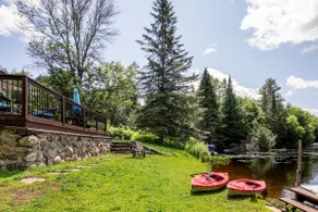 The Pines of Lac des Iles: Five Bed Lake House - Image 3