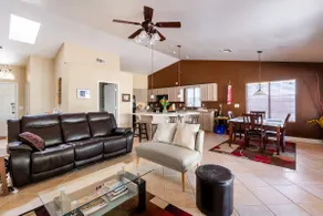 Tranquil Home Near Mayo Hospital and N Scottsdale - Image 2