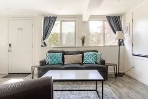 Bright 2BR w/driveway + Laundry, near Napa/SF - Image 2