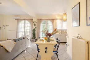 Lisa’s Lodge - Bright and spacious home in Corfu - Image 2