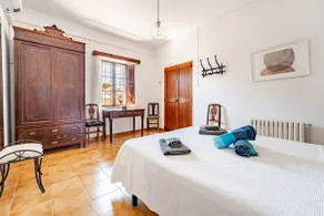 Quiet house not overlooked - Image 5