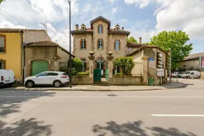 Apartment 117 in a Bastide manor house - Image 4
