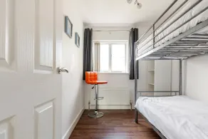Harcourt Place - Image 5
