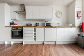 Harcourt Place - Image 4
