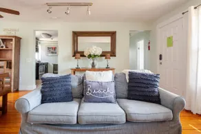 ~”Captain's Hideaway”Thames Condo+Parking! 3 Beds! - Image 2