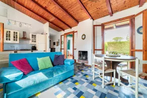 Villa in park with swimming pool (open 6/15-9/15) Paestum - Image 2