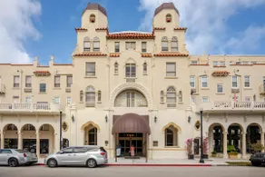 🌞Palm Beach🌴view studio by the🏖 w/parking⚡wifi - Image 2