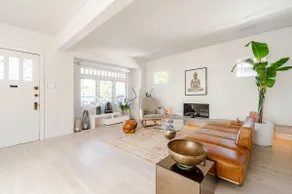 Executive Modern Getaway - Minutes to Downtown! - Image 4