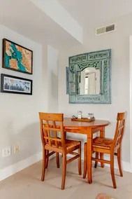 Romantic 1BD w/ patio, parking - Image 2