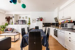 Large apartment with parking, Rouen center - Image 2