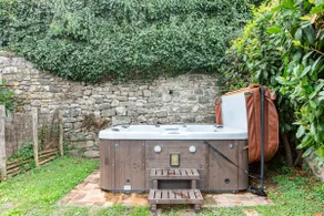 Montalcino Townhouse with private garden & Spa - Image 5