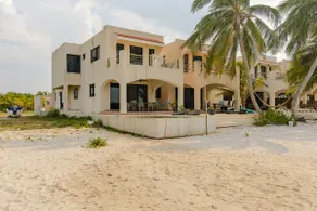 BeachHouse at San Bruno Beach - Image 2