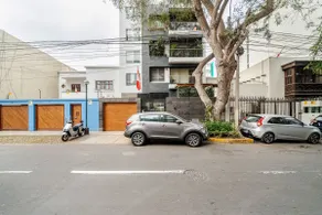 Full 3-bedroom apartment, garden and terrace. Miraflores - Image 5