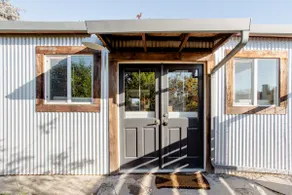 Country Carriage House in Downtown Geyserville - Image 4