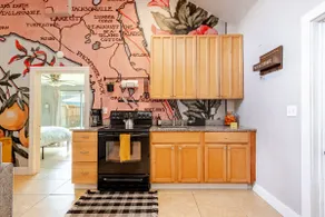 “The Clementine” Boho Home in Orlando’s Food Scene - Image 4