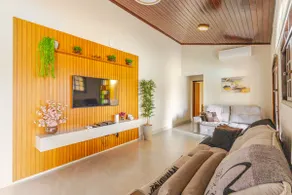 All-Inclusive Vacation: Beach, Pool, and Pet-Friendly - Image 5