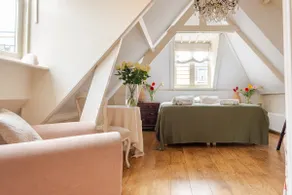 In a monumental house, apartment in Center Haarlem - Image 4