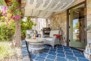 Garden Oasis in the City - Image 4