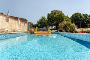 Stenhus med privat og stor pool, WiFi, aircondition, hårtørrer, sommerterrasse og grill - Image 2