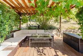 Tuscan Farmhouse with Pool in the Chianti - Image 4