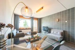 LAAX Central Holiday Apartment with Pool & Sauna - Image 5