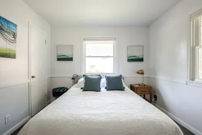 Silver Haus - Image 3