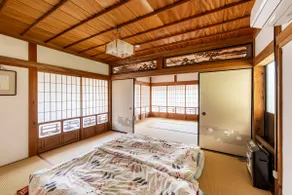 25 minutes to Makino Botanical Garden, where you can stay with your Mitsui pet and visit the famous Ranman - Image 5