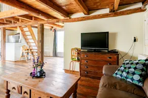 Rural Vacation Home - Image 4