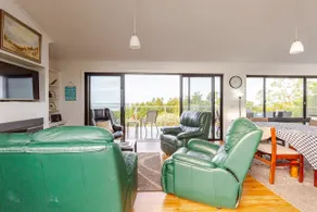 Kings View, Kings Cove, Metung - Image 2