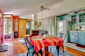 Charming Hoodsport Home-Hikers Paradise! - Image 3