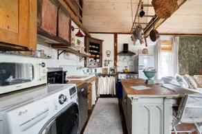 Cozy French country cottage by creek w/hot tub - Image 4