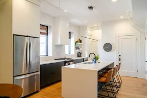 The Tailor's Loft, 1 bdrm apt. in Downtown Geneva - Image 5