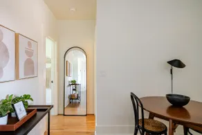 The Tailor's Loft, 1 bdrm apt. in Downtown Geneva - Image 3
