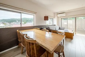 Designer Resort Condominium 301 by the Sea in■ Izu, supervised by the master craftsman Masao Fujimori - Image 2