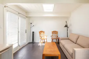 Guesthouse in Serene Neighborhood - Image 2