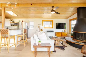 Pelican Hill House - Image 3